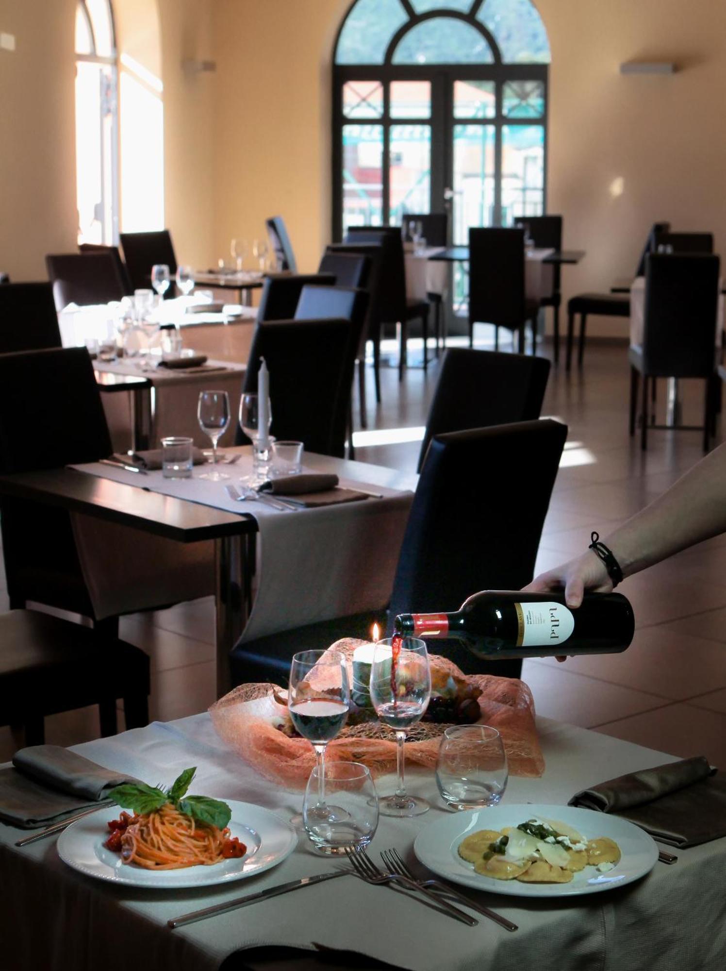 San Severino Park Hotel & Spa, BW Signature Collection Mercato San Severino Eksteriør billede